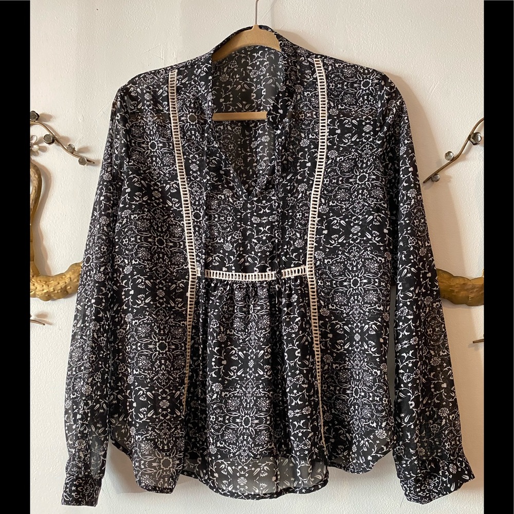 Charlotte Russe:Top blouse Size S.